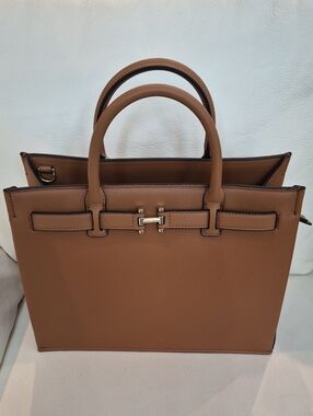 Halston Tan Pebbled Leather Structured Tote! NWT!!!